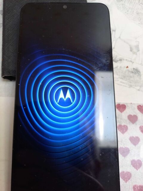 smartphone  Motorola e13 90 Quettehou (50)