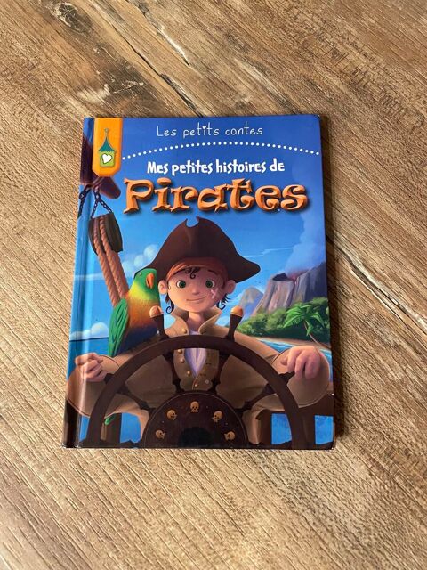 Livre enfant  Les petits contes  \'\'  Mes petites histoires de pirates \'\' 2 Saleilles (66)