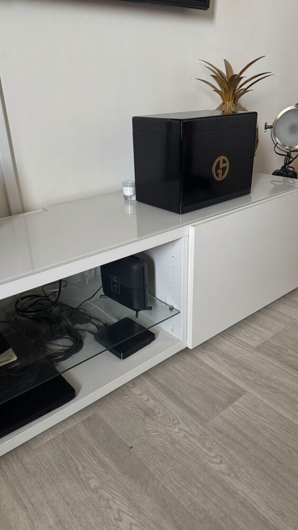 - Meuble TV IKEA Besta blanc - excellent &eacute;tat Meubles