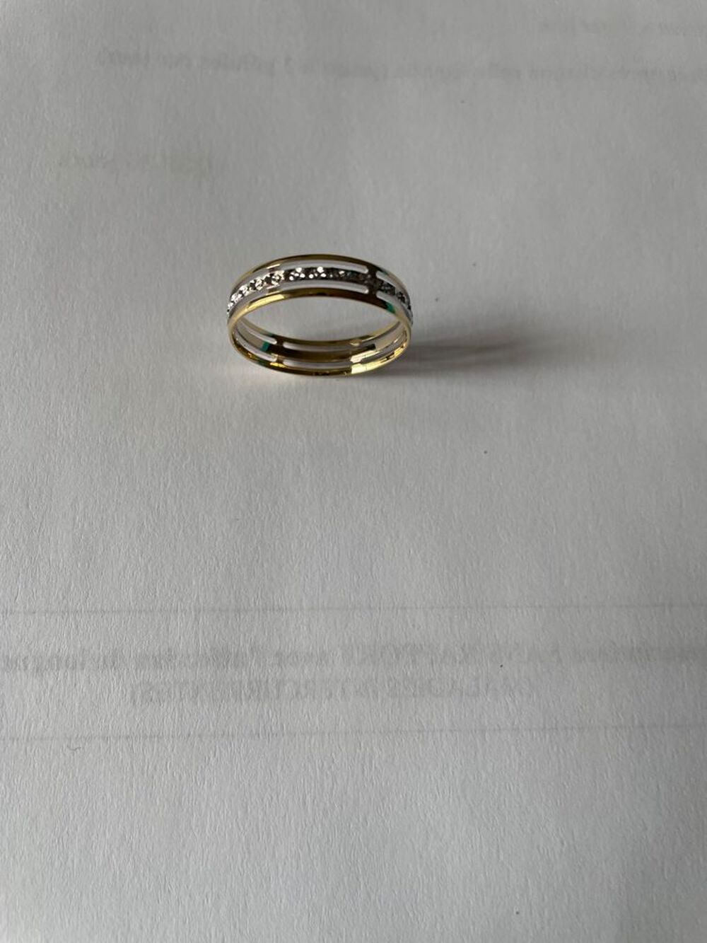 Alliance diamant&eacute;e 2 ors Bijoux et montres
