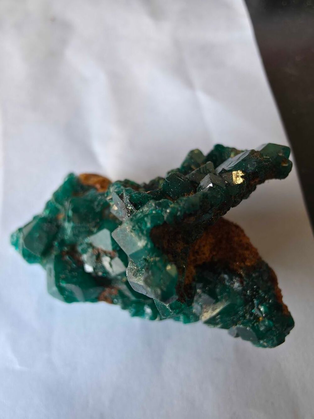 Sp&eacute;cimen Rare Dioptase Naturelle 35g-Superbes Cristaux Vert Emeraude 