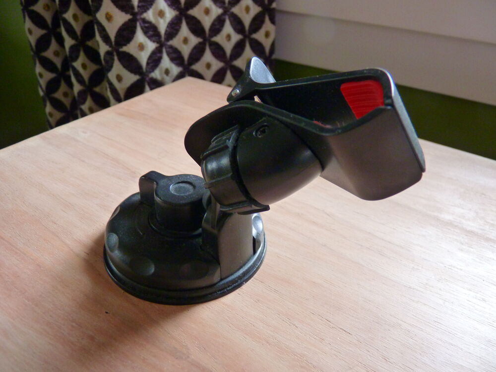 Support telephone voiture ventouse pour smartphone noir univ Téléphones et tablettes