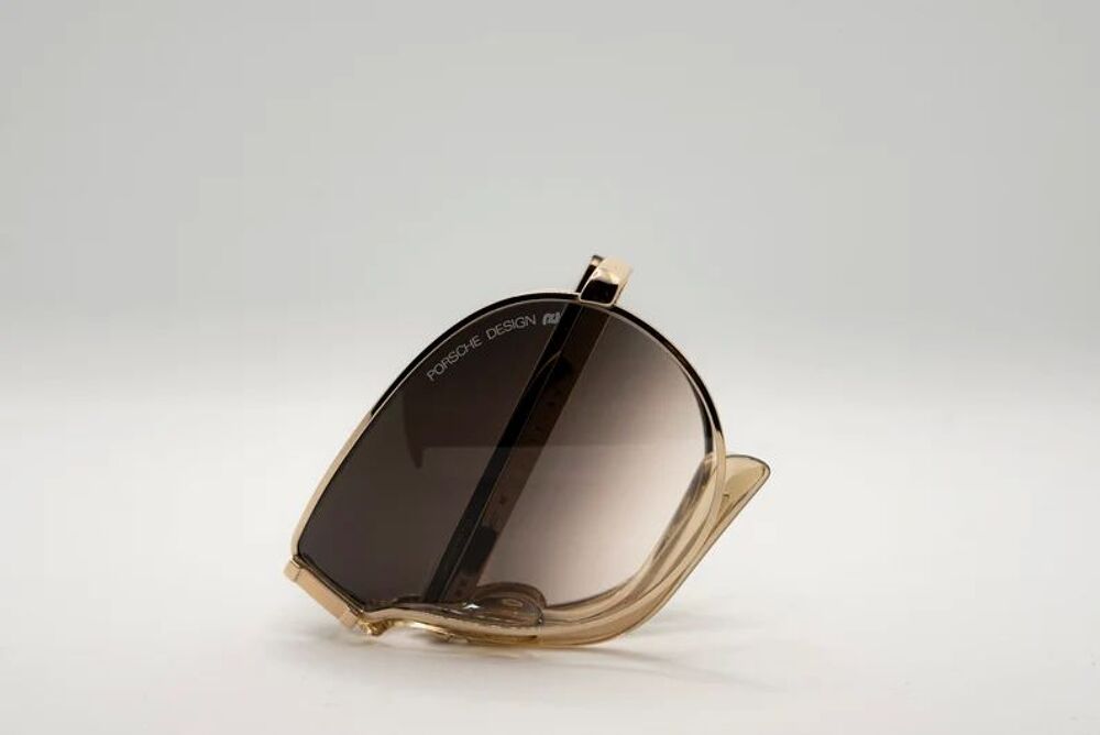 v&eacute;ritable lunette porsche D�coration