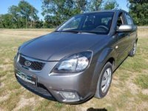 Rio 1.5 CRDi 110 Motion 2011 occasion 42170 Chambles