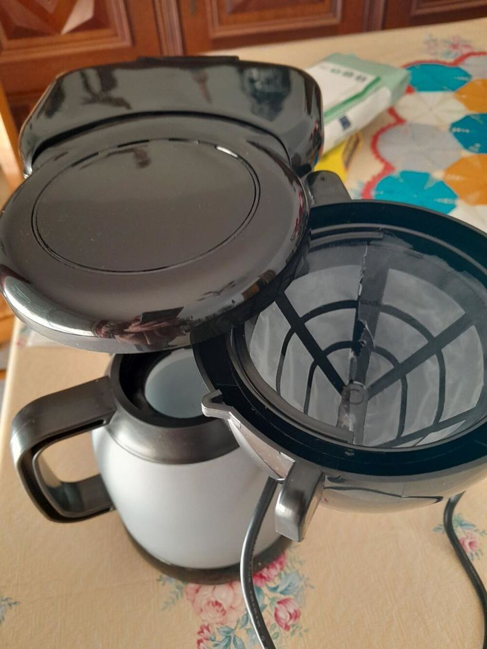 Cafeti&egrave;re thermos neuve Electroménager