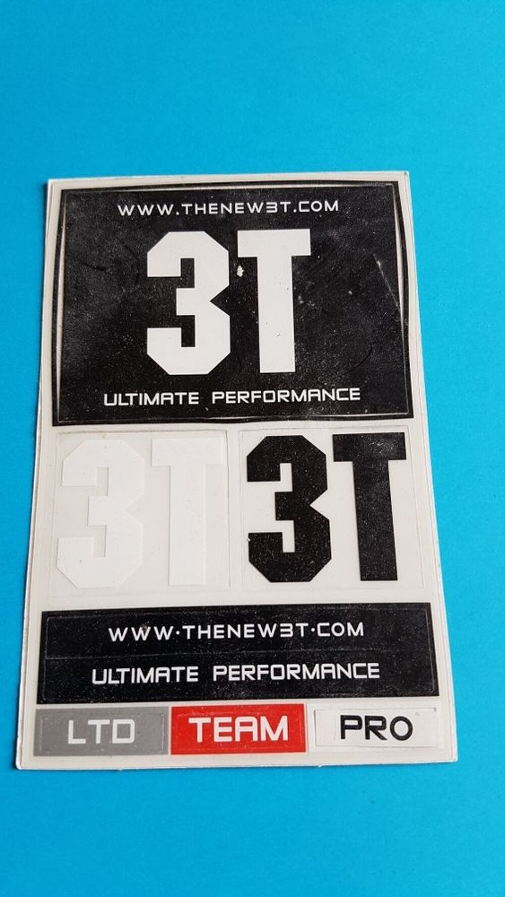 3T 