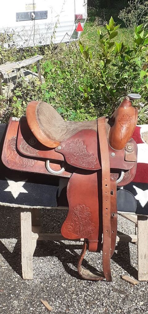 matériel équitation 1200 38730 Valencogne