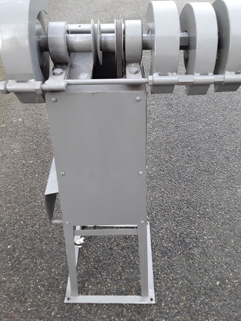 Meuleuse sur pied 220 volts Bricolage