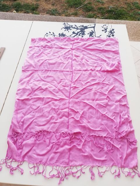 Grande �charpe indienne rose bonbon neuve 0 Bouzigues (34)