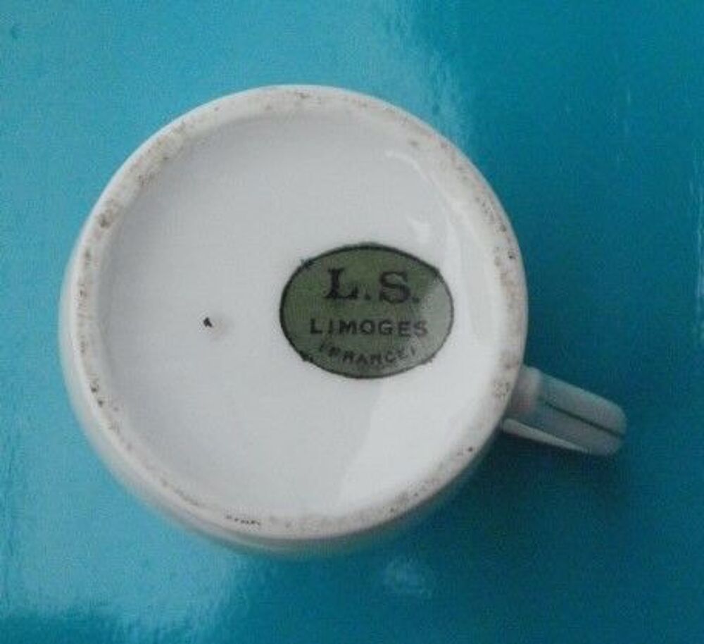 Pot &agrave; lait ou &agrave; cr&egrave;me porcelaine L S Limoges Cuisine