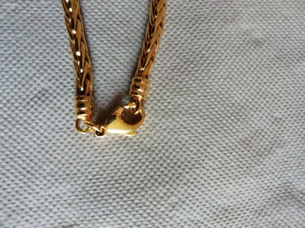 Collier femme plaqu&eacute; or Bijoux et montres