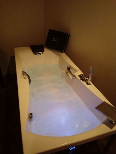 Baignoire balno thrapie KINEDO 2500 Domgermain (54)
