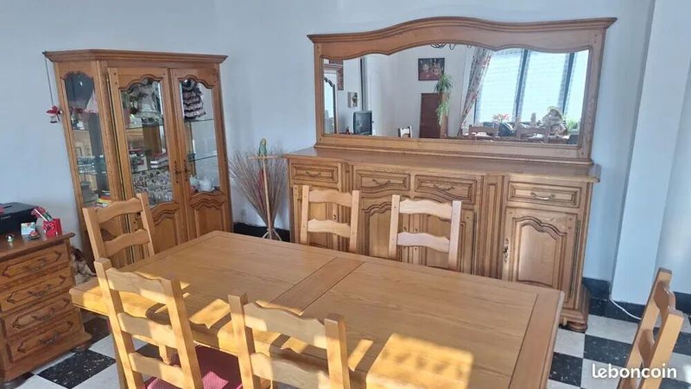 Salle &agrave; manger compl&egrave;te EXCELLENT &Eacute;TAT Meubles