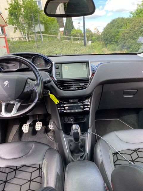 Peugeot 208 1.2 PureTech 110ch S&S BVM5 Allure