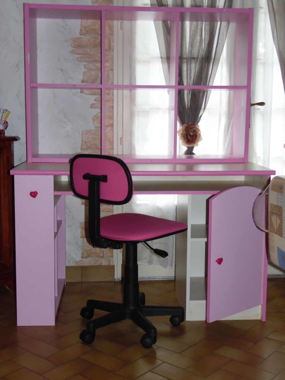 Bureau
Meubles