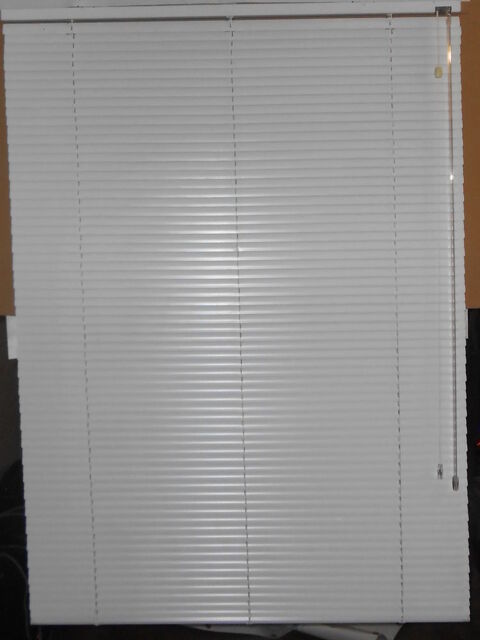 STORE VENITIEN A LAMELLES (101) 20 Vend�me (41)