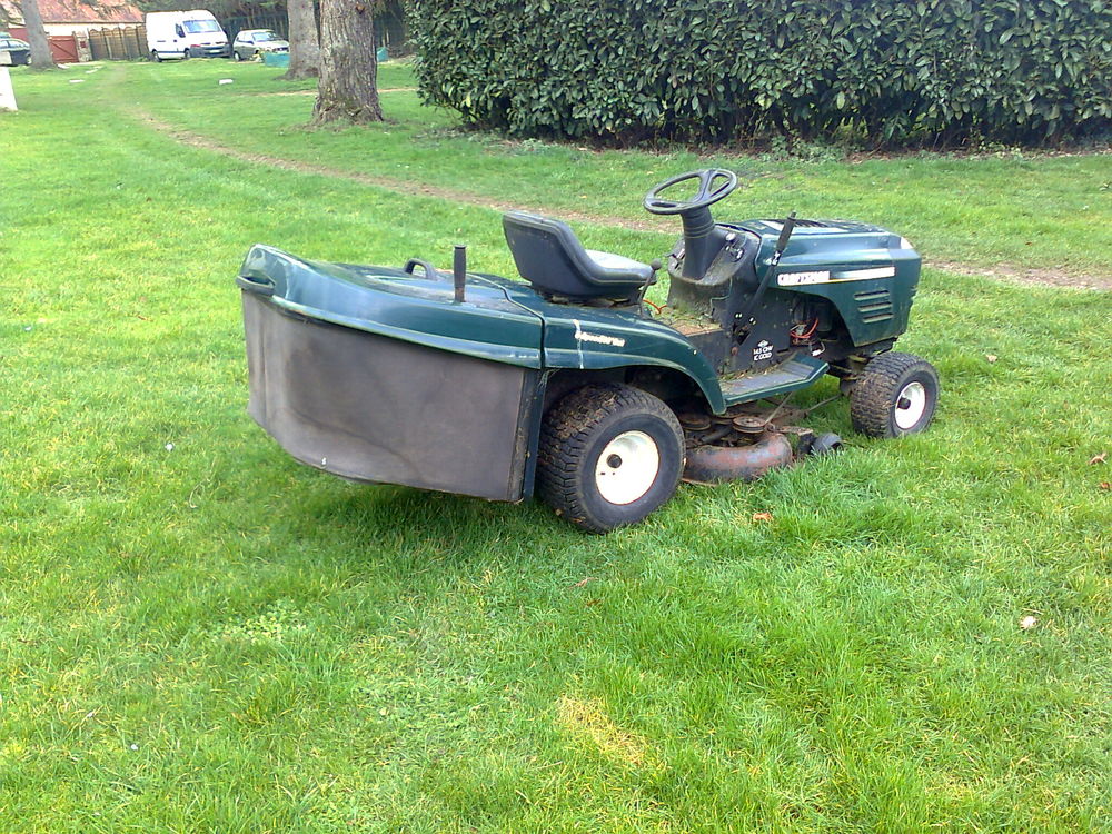 tracteur tondeuse Jardin