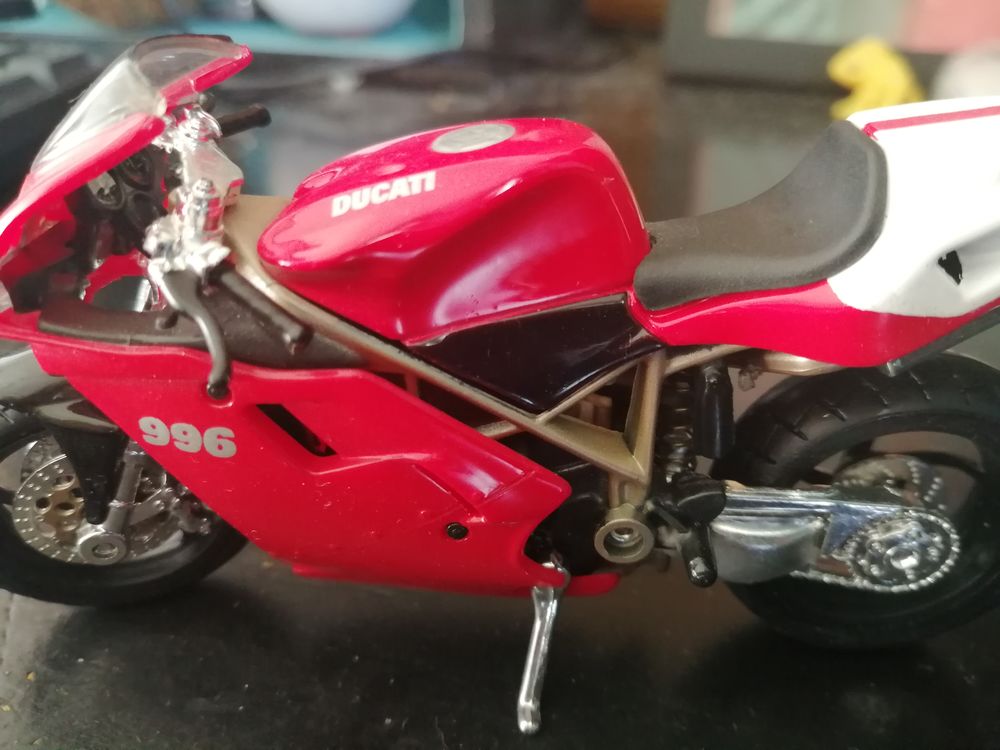 Collection Motos Miniatures 1/18 