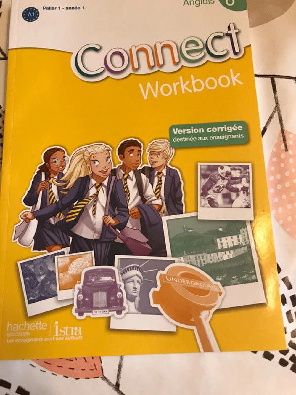 Workbook Anglais Niveau 6&egrave;me Livres et BD