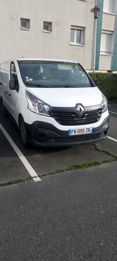 Renault Trafic TRAFIC CA 1.9 DCI 100 L1H1 1000 KG CONFORT 2018 occasion Le Havre 76600