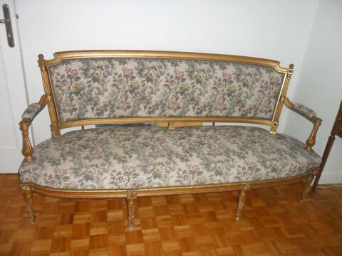 BANQUETTE ANCIENNE 550 Bobigny (93)