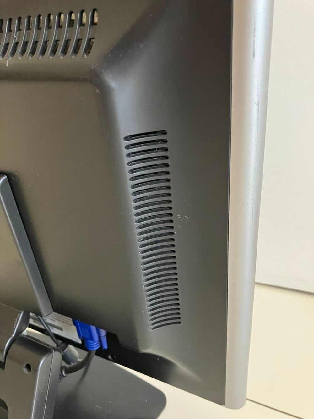 Ecran d'ordinateur, LDLC, 17"= 43 cm en diagonale Matériel informatique