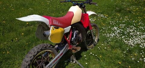 Moto YAMAHA 1985 occasion Bore, PR, Italia 06000