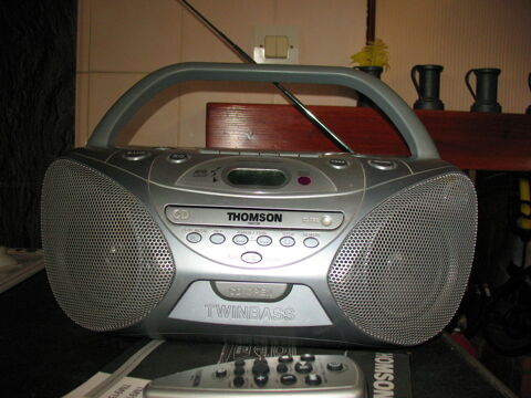 COMBINE THOMSON TM 9159  RADIO, CD, K7. 35 Chabris (36)