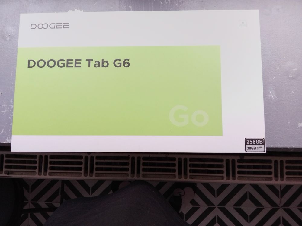 Doogee tablette, t&eacute;l&eacute;phone Tab G6 Téléphones et tablettes
