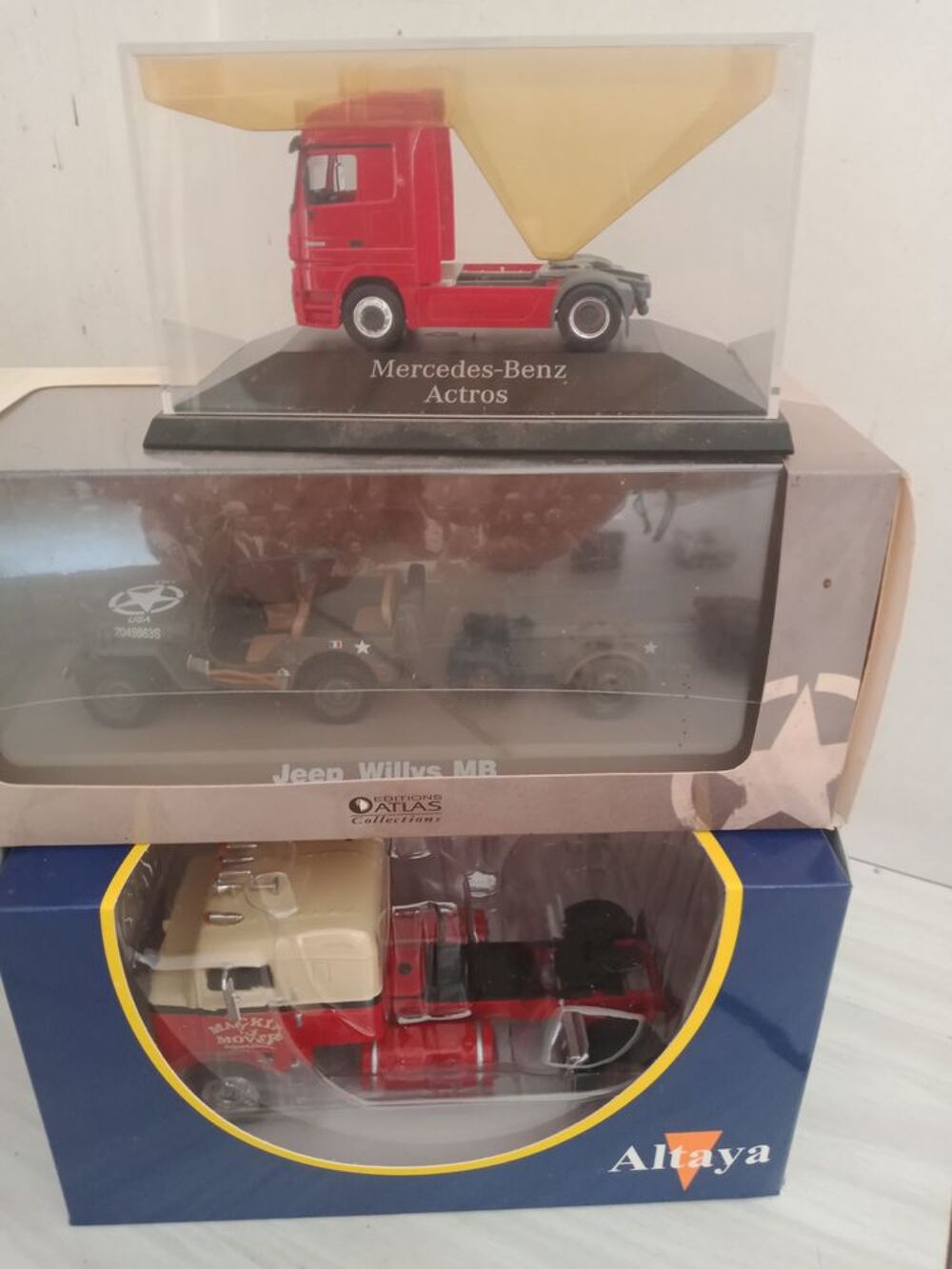  collection de maquettes: Motos - Autos - Camions - Trains
