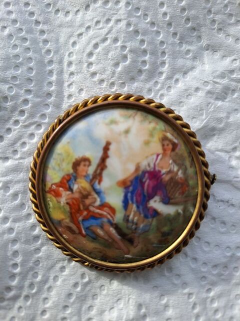 broche 60 Montceaux-l�s-Provins (77)