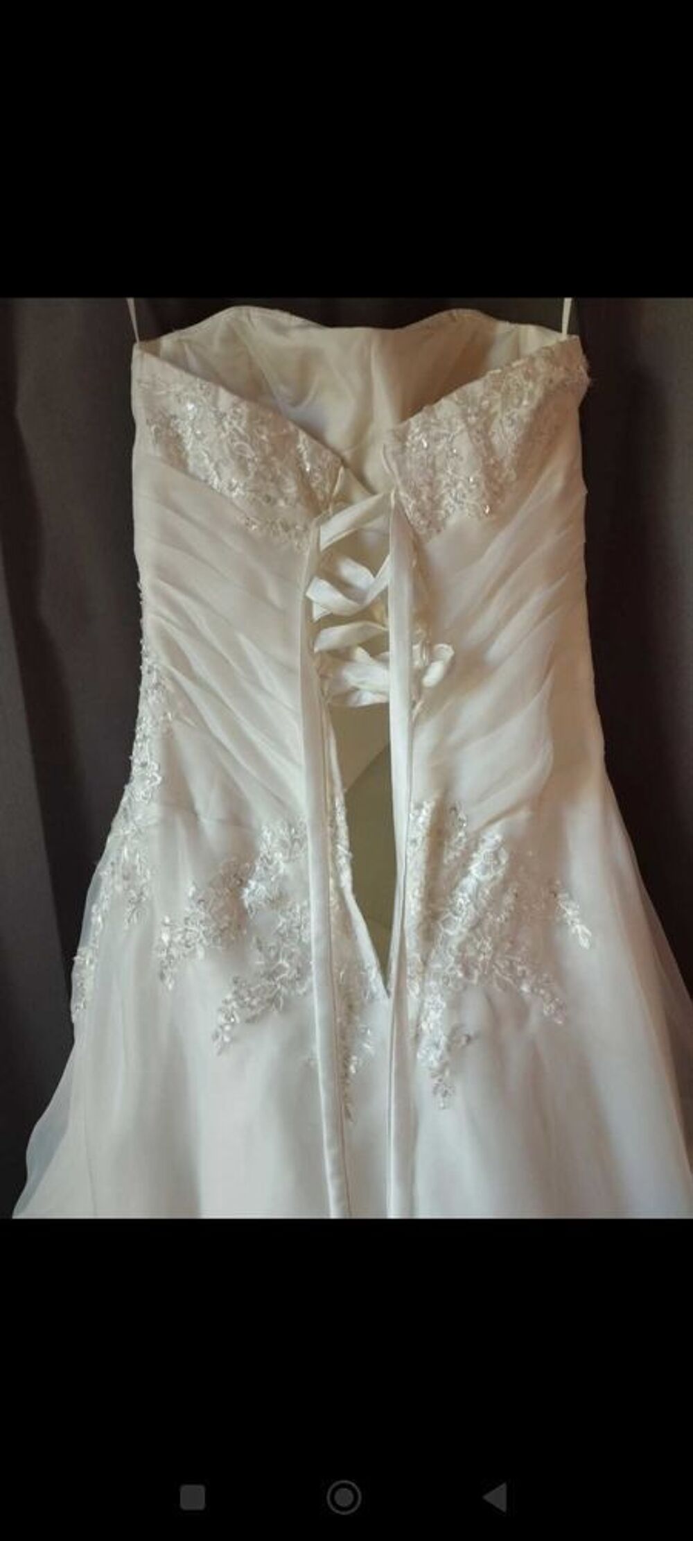 Robe de mari&eacute;e neuve Vêtements