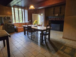  Propri�t�/ch�teau � vendre 7 pi�ces 139 m�