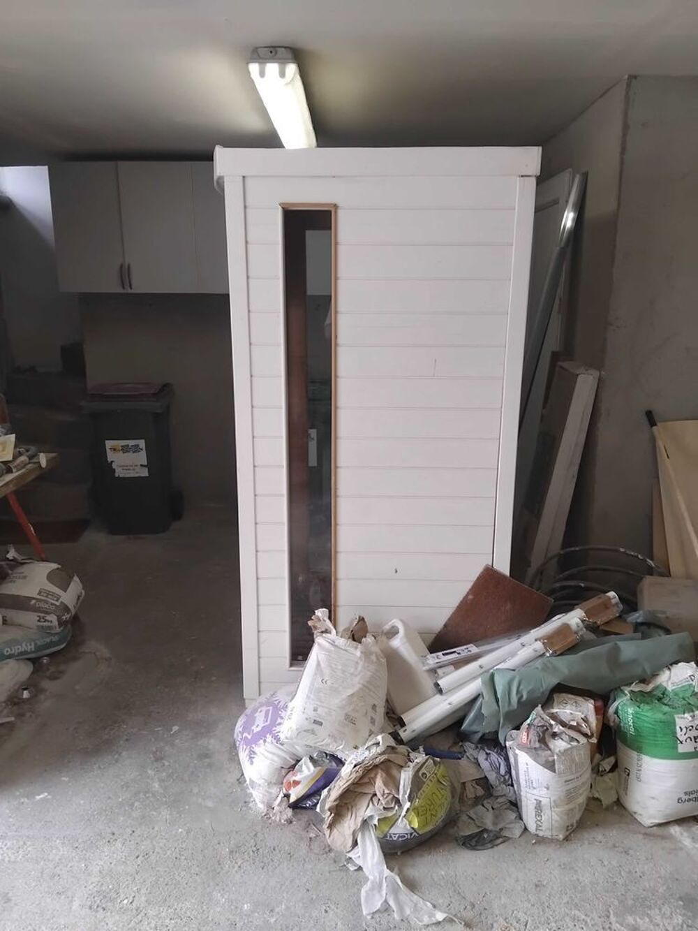 Sauna infrarouge panneaux carbone 2050w 2 places . Electroménager