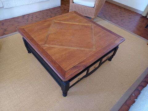   Jolie table de salon 310 Nantes (44)