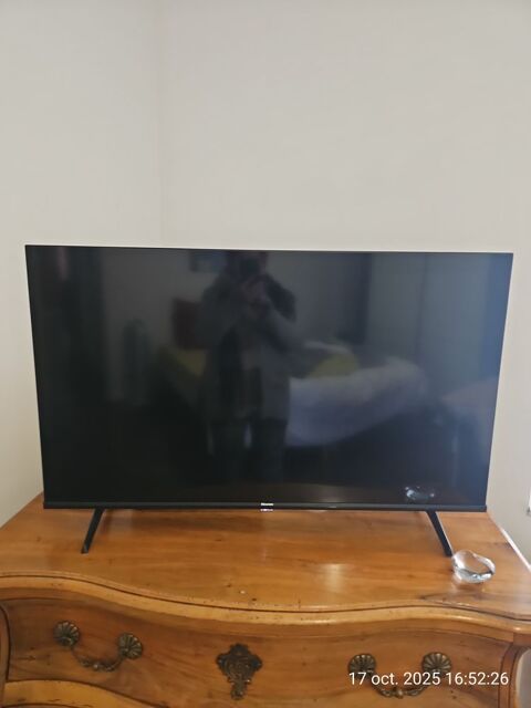 TV COULEUR LED HISENSE 4K UHD - 108 CMS - NEUF 270 Saint-Max (54)