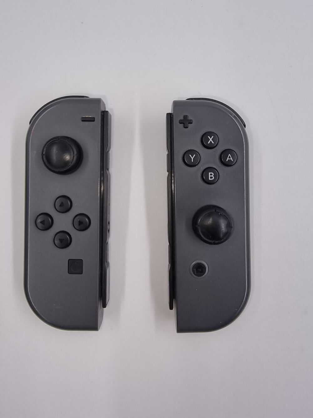 Console Nintendo Switch (model HAC-001) grise compl&egrave;te Consoles et jeux vidéos