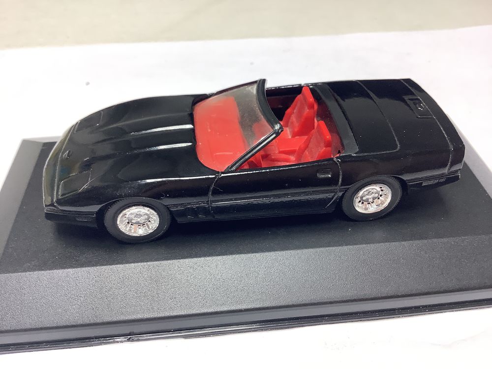 CHEVROLET CORVETTE.voiture miniature 
