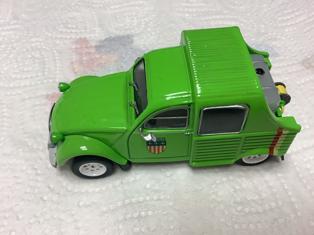 CITRO&Euml;N 2CV NETTOYAGE 1/43 voiture miniature 