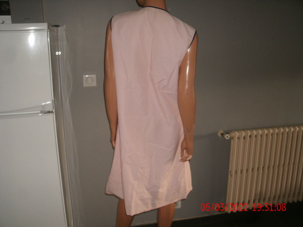 blouse tablier nylon Vêtements