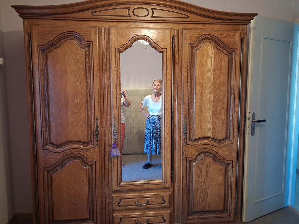 ARMOIRE Meubles