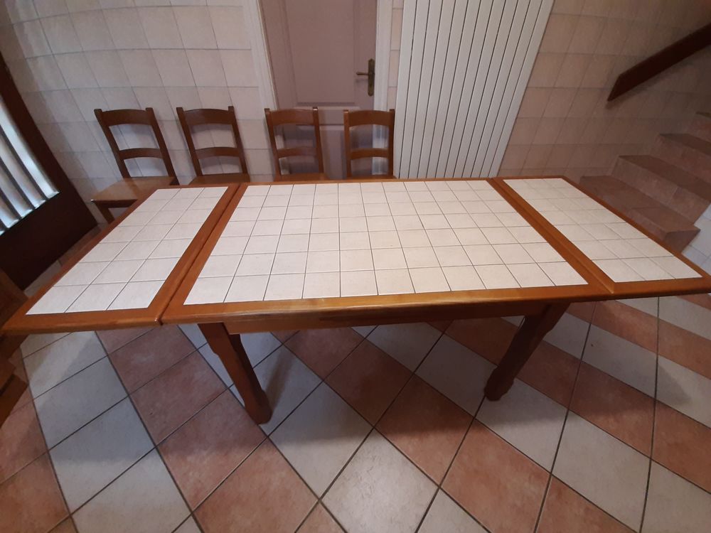 TABLE DE CUISINE Meubles