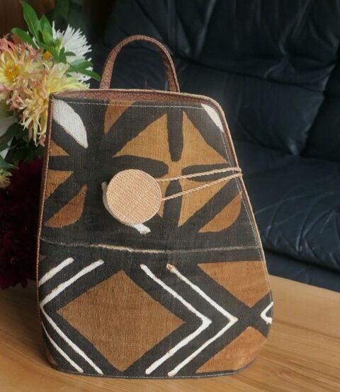 Sac femme motif africain, � porter dans le dos 12 Saint-Philippe-du-Seignal (33)