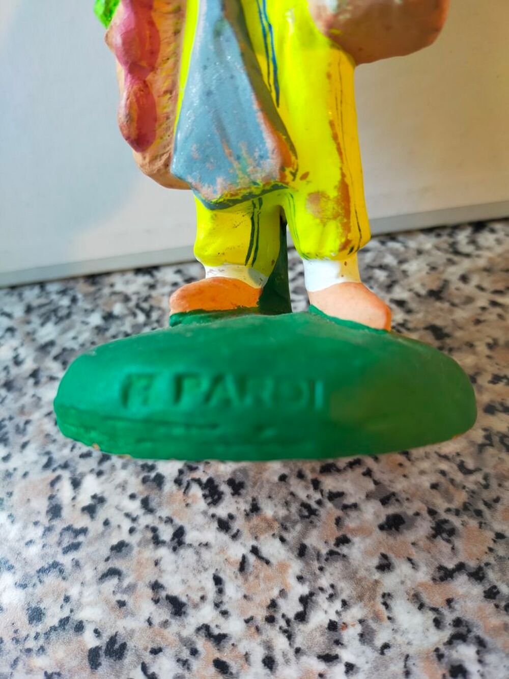 Santon estampill&eacute; Pardi hauteur 14cm
