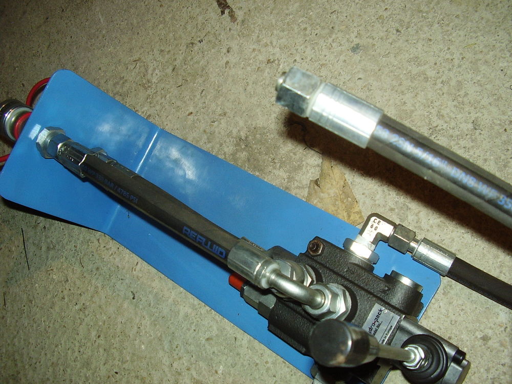 distributeur hydraulique double effet Jardin