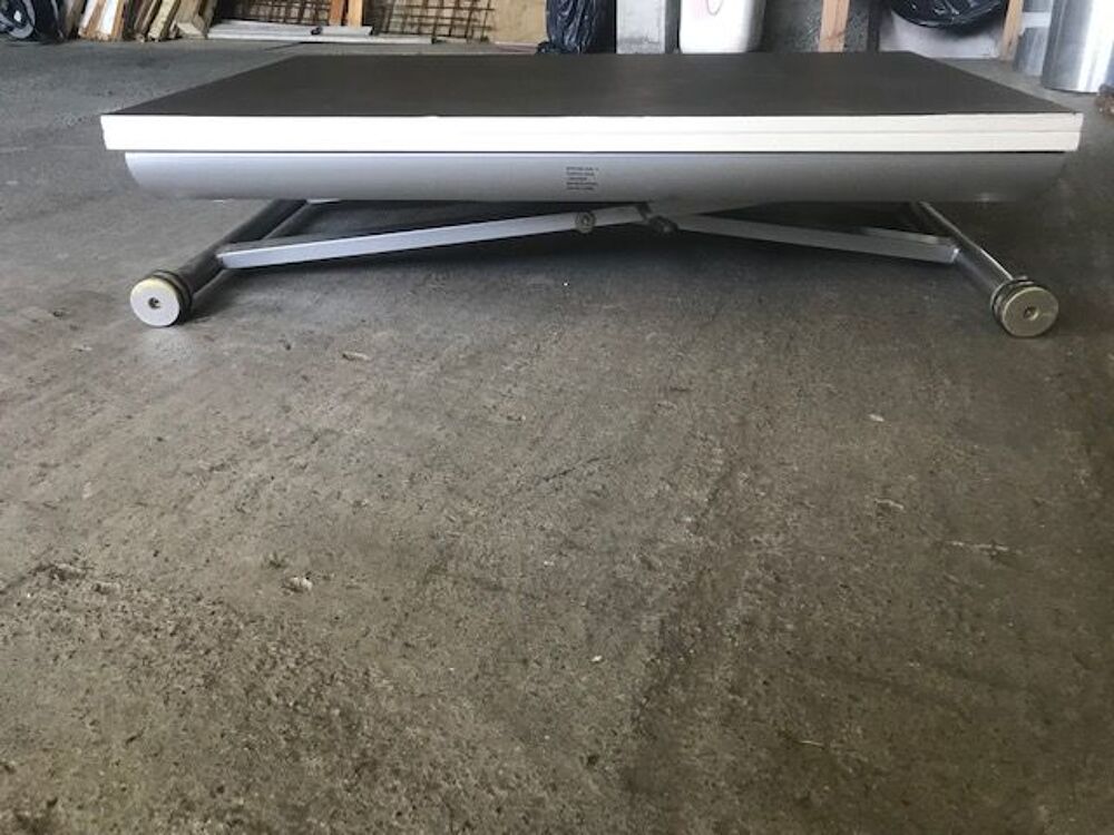 table Jefferdoutlet r&eacute;glable Meubles