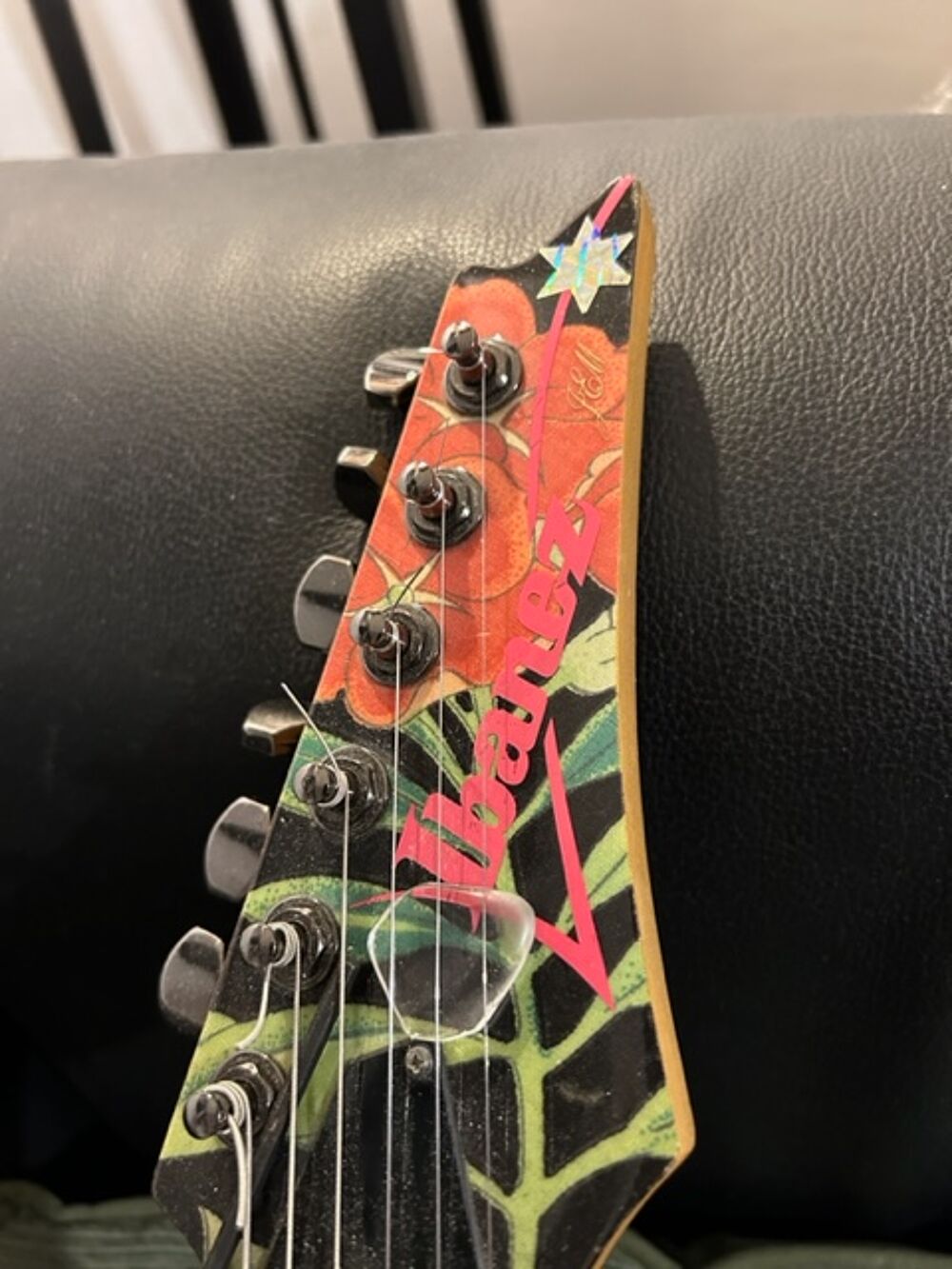 EXCEPT. GUIT. ELEC IBANEZ DE 1989 STEVE VAI JEM 77 FP Instruments de musique