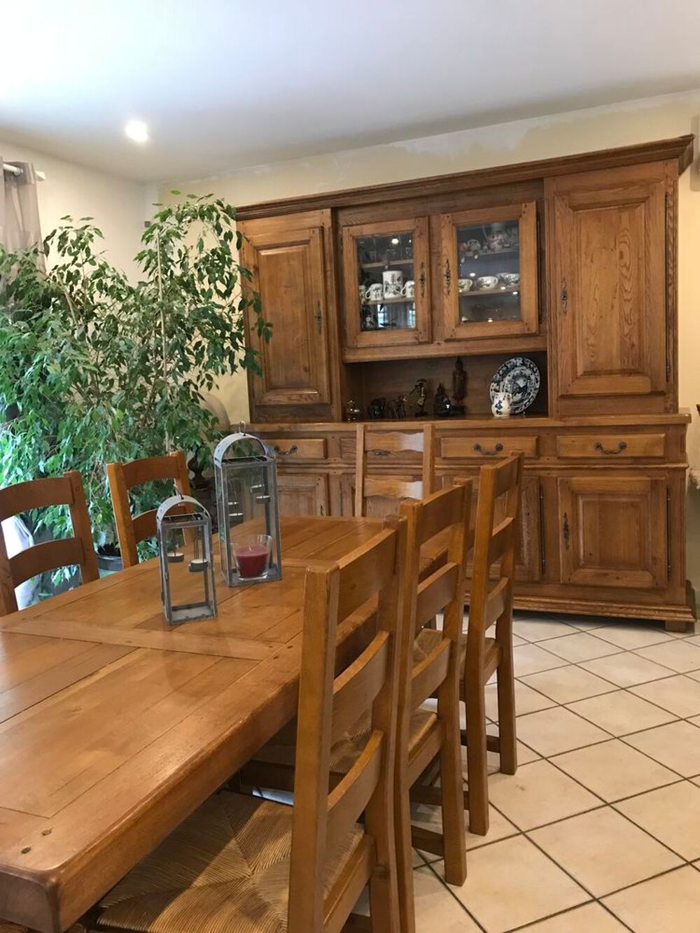 Salle &agrave; manger en ch&ecirc;ne massif Meubles