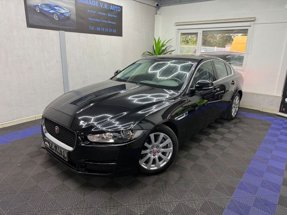XE 2.0 D - 180 ch BVA Pure 2015 occasion 69120 Vaulx-en-Velin