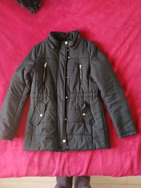 Manteau femme  22 Bertaucourt-Epourdon (02)